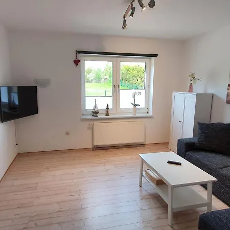 Gartenwohnung 아파트 Satow